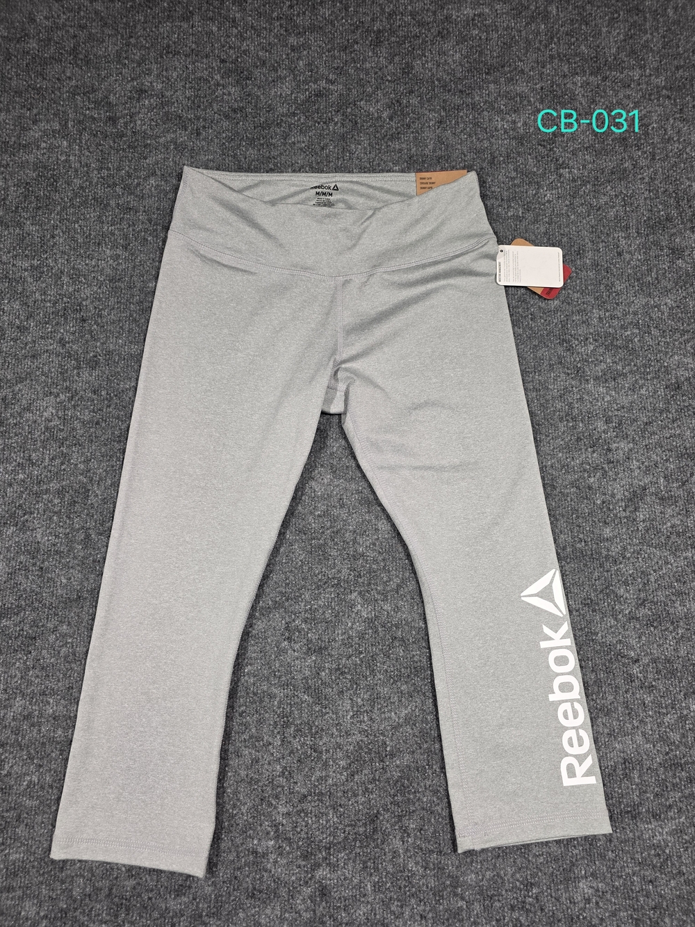 Reebok Quick Capri Women’s M Gray Solid Training Leggings Elastic Waist Logo